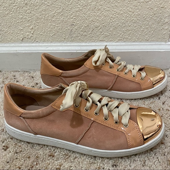 💎UGG Evangeline pink/gold sneakers size 15. - Picture 1 of 16